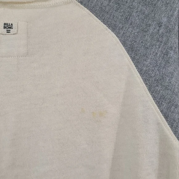 BILLABONG Women's long sleeve top, size Medium California Love Bear - Picture 6 of 6